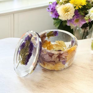 Custom funeral flower jar, Pressed flower resin grief gift jar, small dish, bereavement gift, Memorial jar sympathy memento by WowysHouse